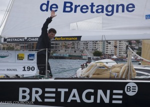 ARRIVEE DE THOMAS ROUXEL SUR BRETAGNE CREDIT MUTUEL PERFORMANCE EN 2EME POSITION LORS DE LA TRANSAT BENODET - MARTINIQUE - FORT 