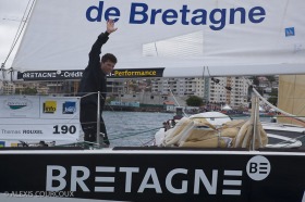 ARRIVEE DE THOMAS ROUXEL SUR BRETAGNE CREDIT MUTUEL PERFORMANCE EN 2EME POSITION LORS DE LA TRANSAT BENODET - MARTINIQUE - FORT