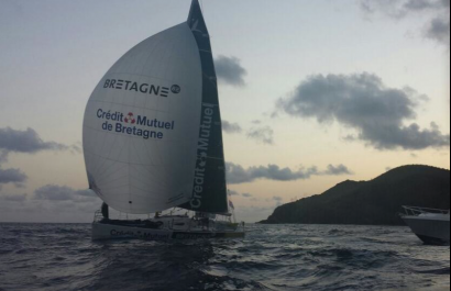 Michel Desjoyeaux et Corentin Horeau en Figaro lors de la Transat AG2R