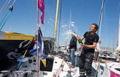 Solitaire du Figaro - Eric Bompard cachemire avec Corentin HOREAU et Sebastien SIMON en Figaro Beneteau