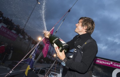 Sebastien Simon (Bretagne Credit Mutuel Espoir) Vainqueur de la 2eme etape de la Solitaire du Figaro - Eric Bompard cachemire en