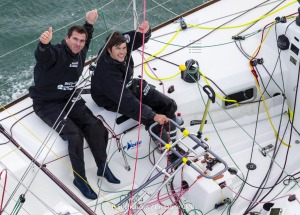 Sébastien SIMON et Xavier MACAIRE sur Bretagne CMB Performance