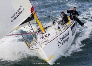 Sébastien SIMON et Xavier MACAIRE sur Bretagne CMB Performance