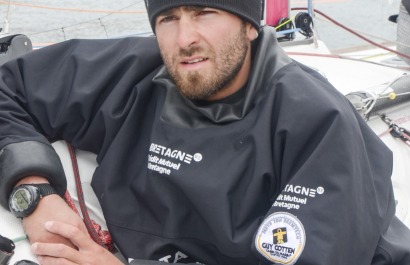 Aymerick Decroocq (Bretagne Credit Mutuel Espoir) 33eme a l arrivee de la 2eme etape de la Solitaire Bompard Le Figaro entre Cow