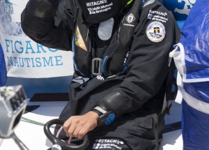 Sebastien Simon (Bretagne CMB Performance) lors de la 1ere etape de la Solitaire Urgo Le Figaro 2017 entre Bordeaux et