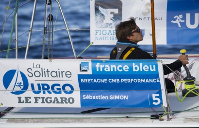 Sebastien Simon (Bretagne Credit Mutuel Performance) lors de la 1ere etape de la Solitaire Urgo Le Figaro 2017 entre Bordeaux et