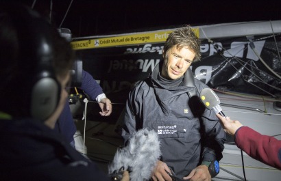 Sebastien Simon (Bretagne CMB Performance) 4eme de la 1ere etape de la Solitaire URGO Le Figaro entre Le Havre et Saint Brieuc -