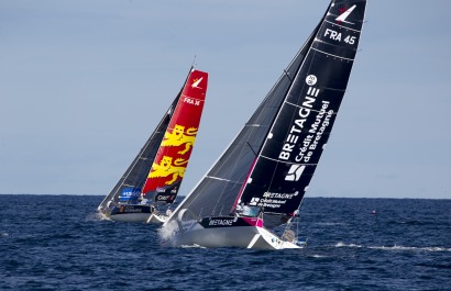 Les Figaros apres le passage du phare de Bishop lors de la 2eme etape de la Soiltaire Urgo Le Figaro 2019 entre Kinsale (Irl) et