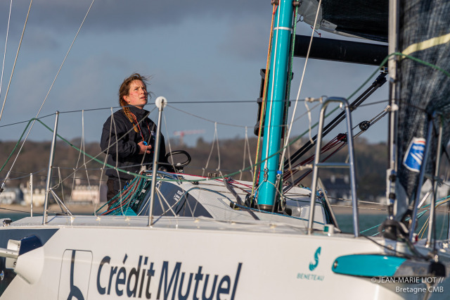 Elodie Bonafous skipper du Figaro3 Bretagne CMB Oceane, à l’entrainement en baie de Port la Foret le 18 Février 2020, photo © Je