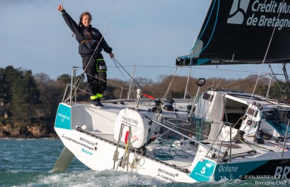 Elodie Bonafous skipper du Figaro3 Bretagne CMB Oceane, à l’entrainement en baie de Port la Foret le 18 Février 2020, photo © Je