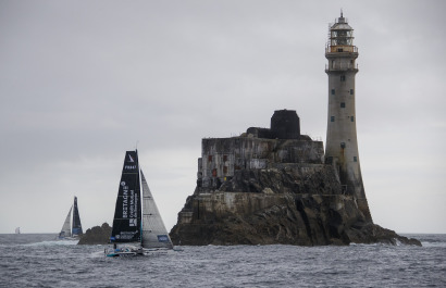 Les Figaros au passage du Fastnet lors de la 1ere etape de la Solitaire du Figaro - le 01/09/2020