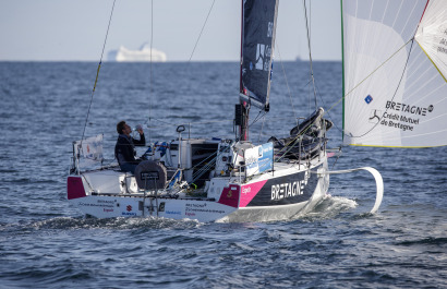 Tom Laperche (Bretagne CMB Espoir) lors de la 2eme etape de la Solitaire du Figaro entre Saint-Quay-Portrieux et Dunkerque - le 