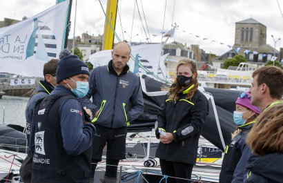 Ambiance sur le ponton avant le depart de la Transat en Double Concarneau-Saint Barthelemy le 12/05/2021